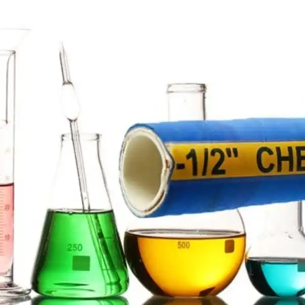 بررسی فنی جنس شیلنگ‌های مواد شیمیایی | راهنمای انتخاب متریال مناسب